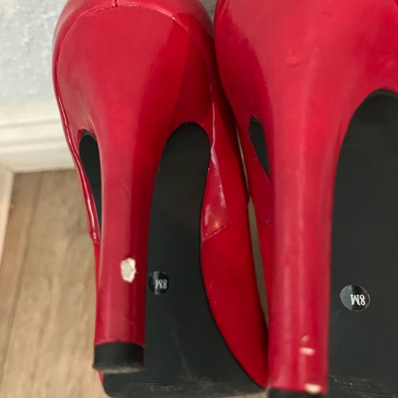 Style & Co. Red closed-toe 3 inch heels size 8 - Picture 6 of 7